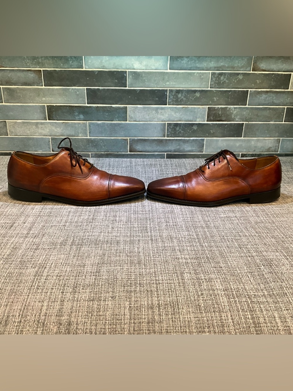 Magnanni Men's Handcrafted Leather Cap-Toe Oxford Dress Shoes In Cognac - Picture 14 of 16
